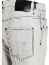 'Skater' jeans